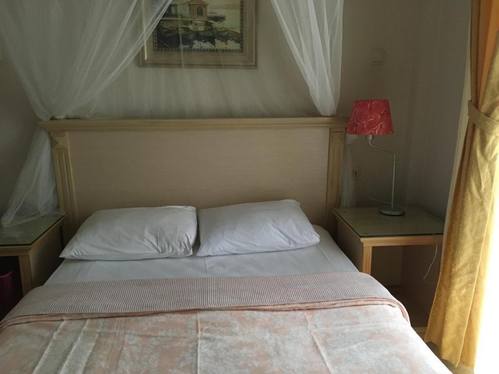 Melaike Hotel 포카 외부 사진